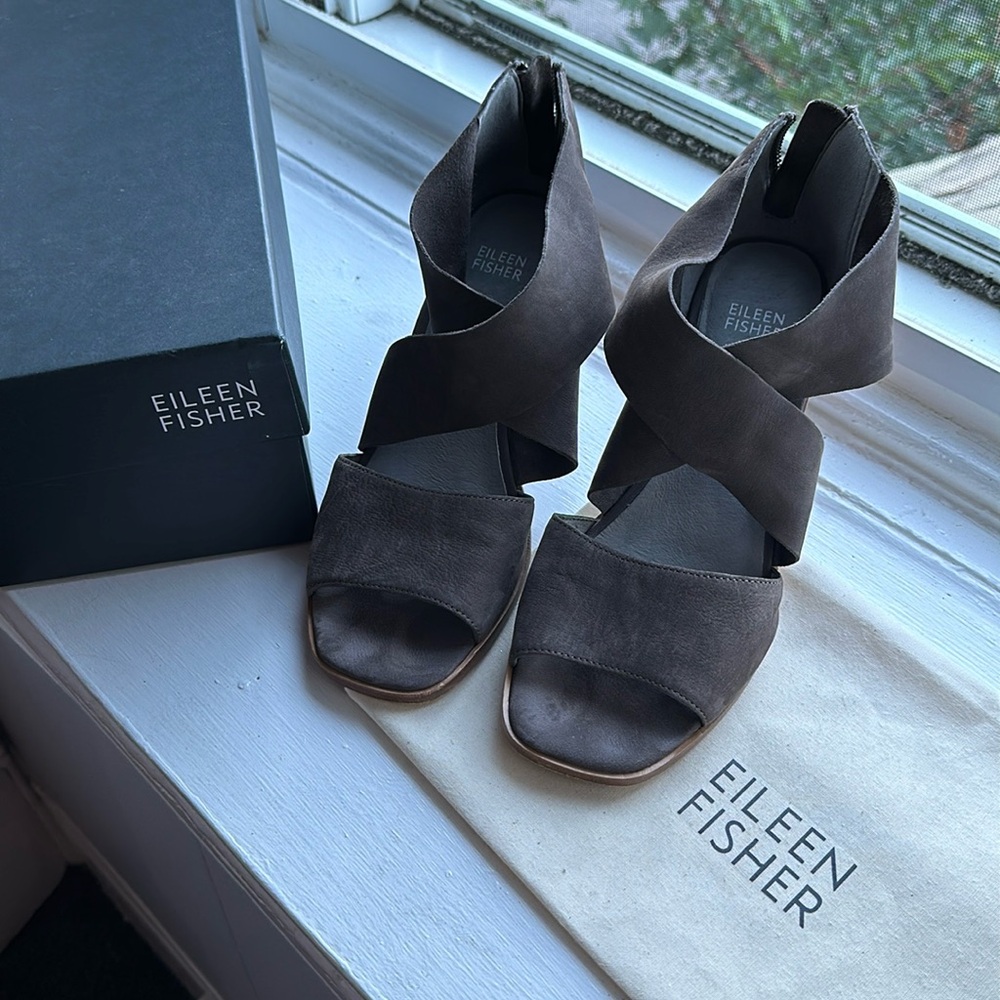 Eileen Fisher Ann Tumbled Nubuck Leather Sandal, size 8